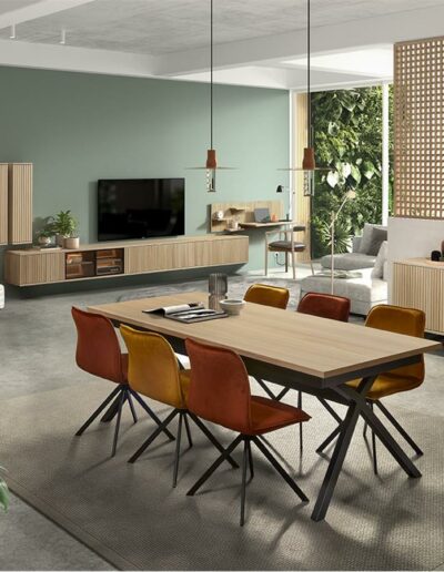 Table de salle à manger style industriel, chaises moutarde et ocre en tissus. Meuble TV, étagère, Buffet, Vaisselier, colonnes effet "persiennes".